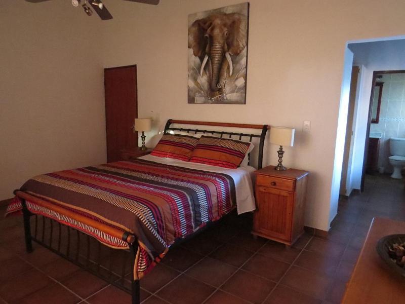 Crowe'S Nest Villa Marloth Park Exterior foto